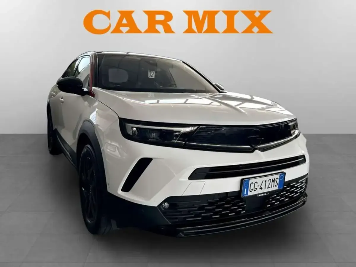 Usata Opel Mokka Ultimate 131 CV (96 kW) 2021 Bianco/tetto nero SUV