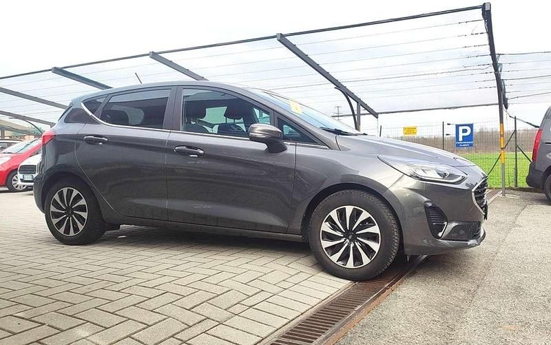 Usata Ford Fiesta Titanium 75 CV (55 kW) 2023 Grigio Utilitaria