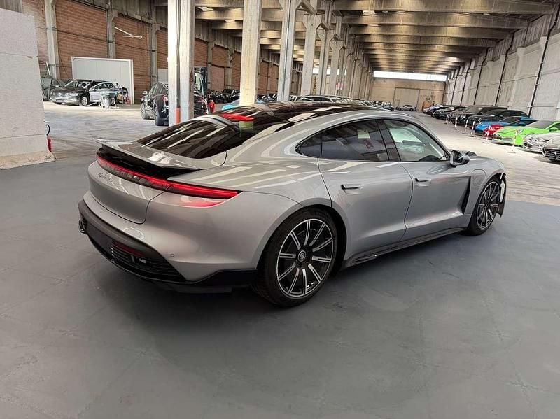 Usata Porsche Taycan 4S Sport 419 kW (571 CV) 2020 Argento Berlina