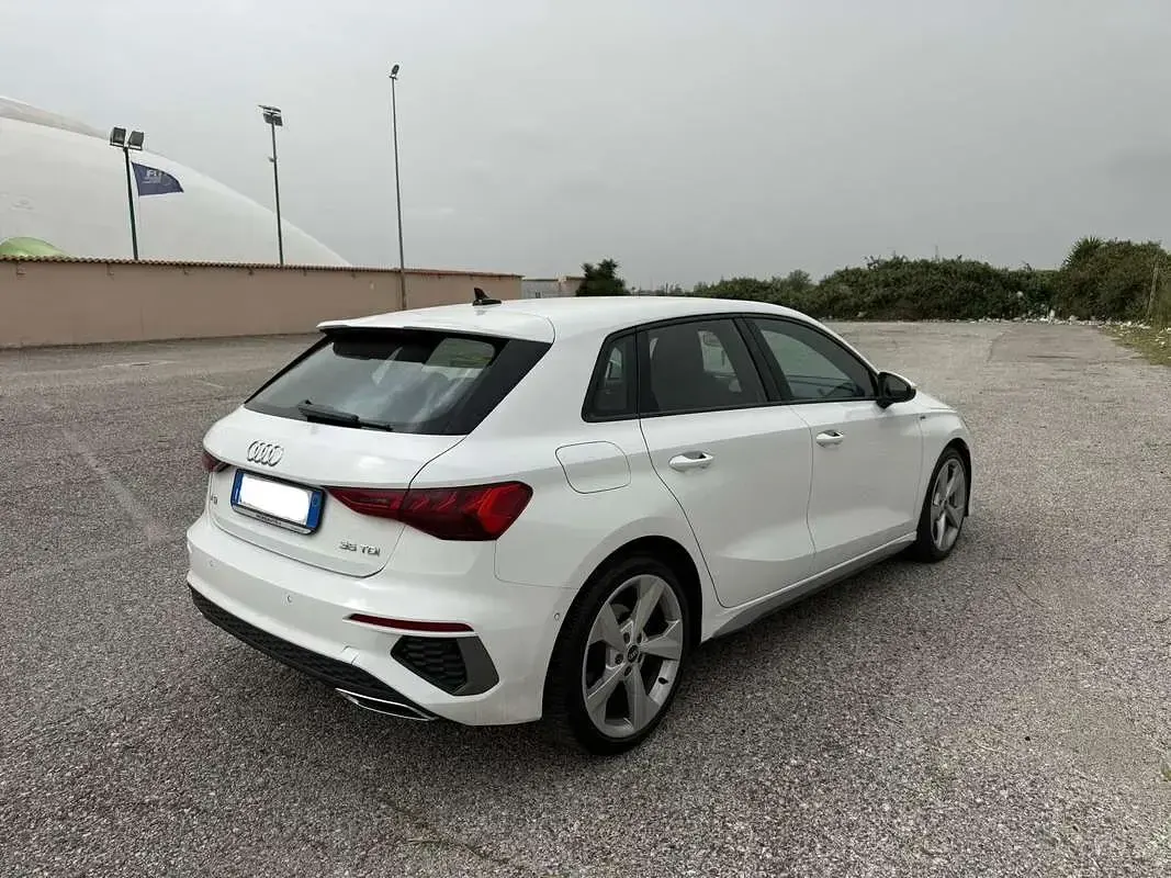 Usata Audi A3 S-Line 150 CV (110 kW) 2023 Bianco Berlina