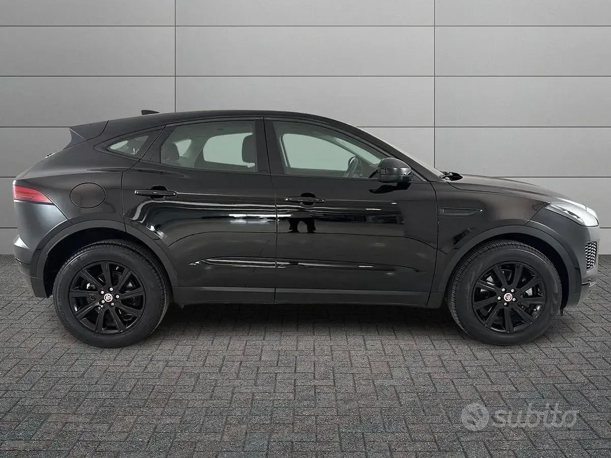 Usata Jaguar E-Pace 150 CV (110 kW) 2020 Nero SUV