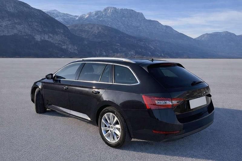 Brugt Skoda Superb Executive 150 HK (110 kW) 2023 Stationcar