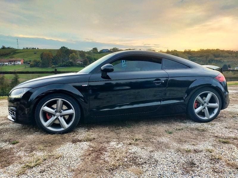 Usata Audi TT Advanced 170 CV (125 kW) 2011 Nero Coupé