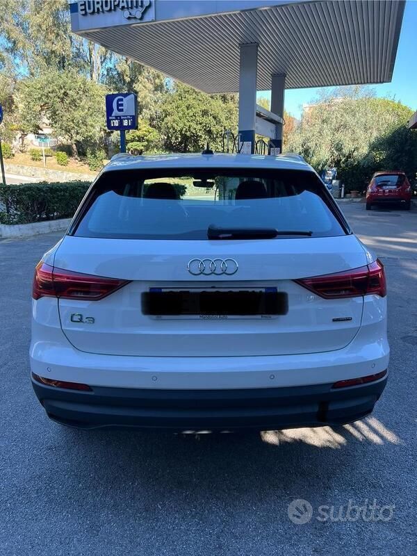 Usata Audi Q3 Business 150 CV (110 kW) 2021 Bianco SUV