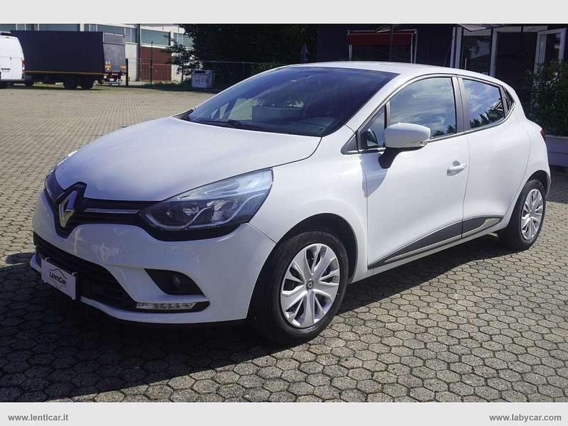 Bianco Usata 2019 Renault Clio IV Business Tre volumi | 10.900 € (Buon prezzo) - Immagine 1/4