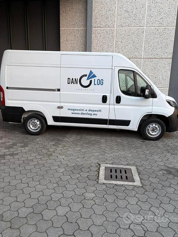 Gebraucht Peugeot Boxer 120 PS (88 kW) 2021 Weiß Van