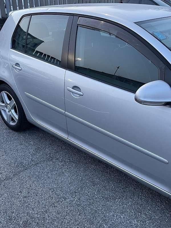 Usata VW Golf IV Comfortline 105 CV (77 kW) 2004 Berlina