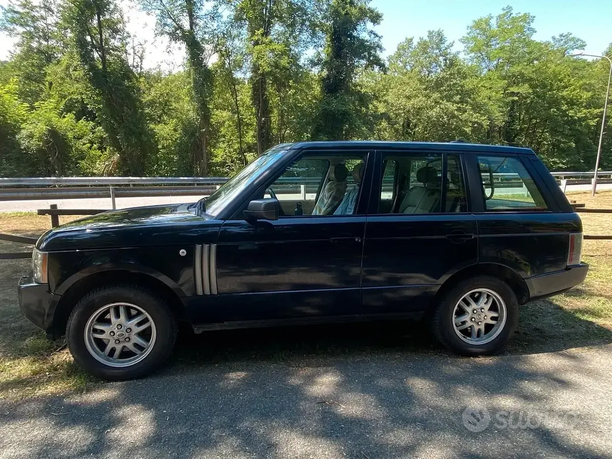 Usata Land Rover Range Rover SE 208 CV (152 kW) 2005 Nero SUV
