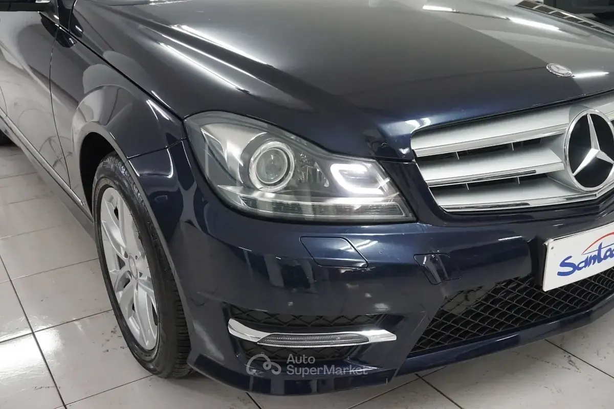 Usata Mercedes C220 Avantgarde 170 CV (125 kW) 2013 Blu Station wagon