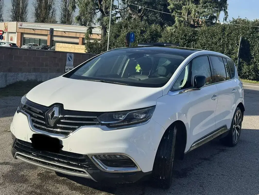 Käytetty Renault Espace Initiale Paris 160 HP (117 kW) 2016 Tila-auto