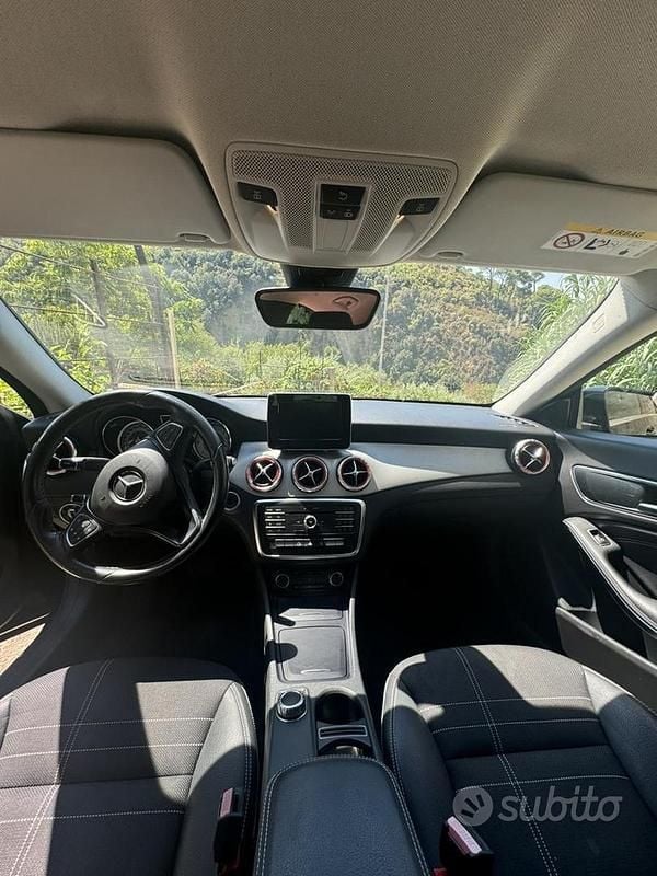 Usata Mercedes CLA180 116 CV (85 kW) 2015 Nero Berlina