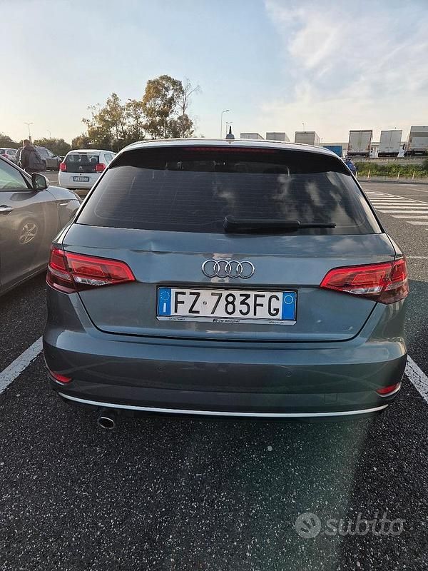 Usata Audi A3 Sport 116 CV (85 kW) 2017 Grigio Berlina