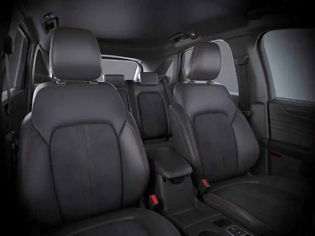 Nuova Ford Kuga ST-Line X 180 CV (132 kW) 2026 Magnetic grey SUV