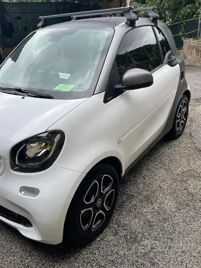 Usata Smart ForTwo Electric Drive 60 kW (82 CV) 2018 Bianco Utilitaria