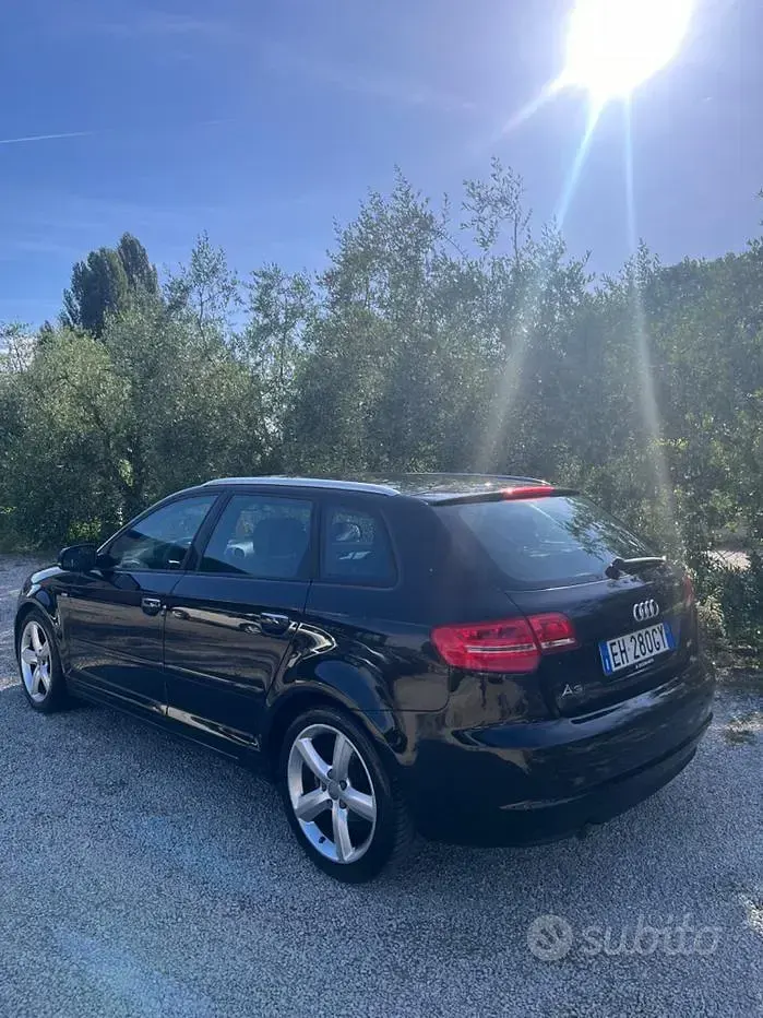 Usata Audi A3 S-Line 105 CV (77 kW) 2011 Nero Utilitaria