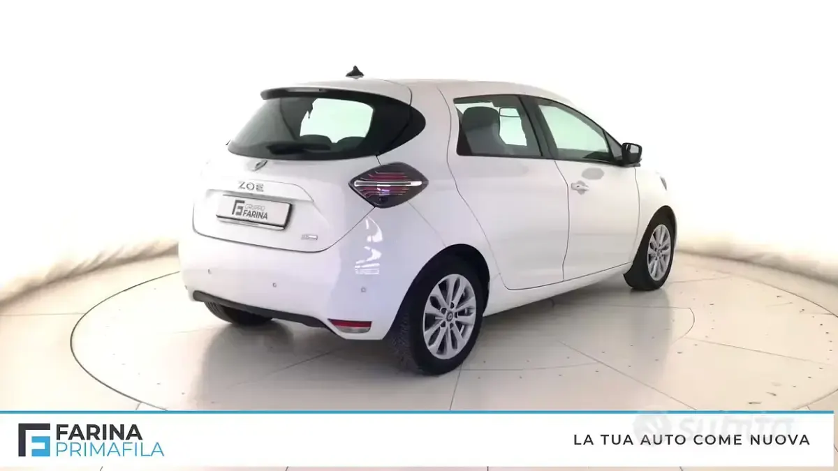 Usata Renault Zoe Zen 50 kW (69 CV) 2020 Bianco Utilitaria