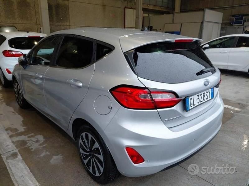 Usata Ford Fiesta Titanium 75 CV (55 kW) 2022 Grigio Utilitaria