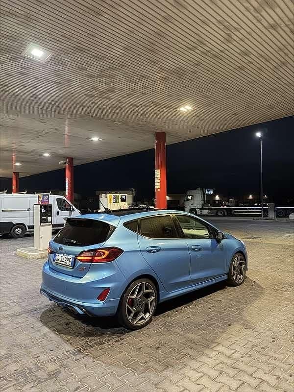 Usata Ford Fiesta ST 200 CV (147 kW) 2022 Blu/azzurro Utilitaria