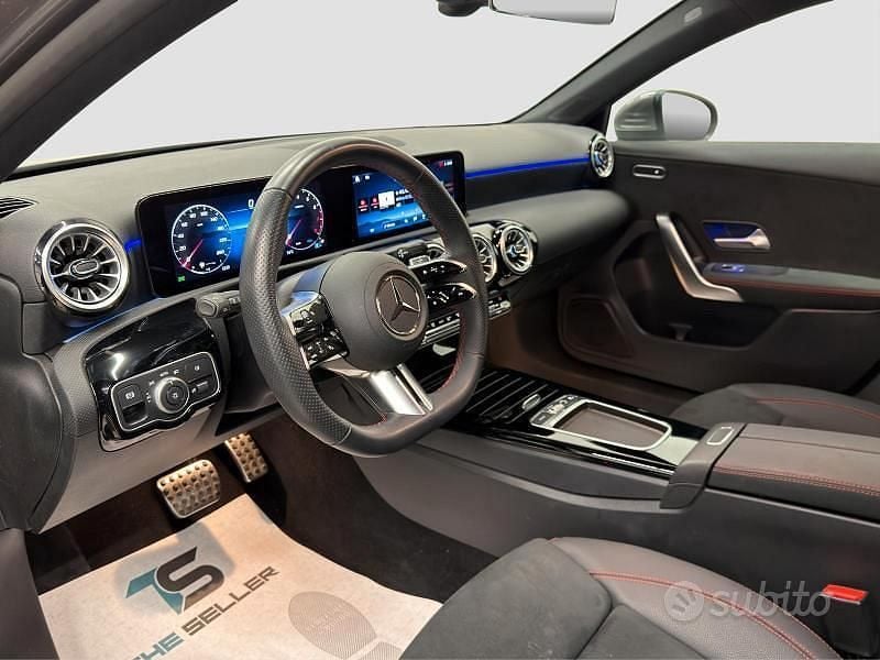 Usata Mercedes A180 AMG Line Premium 136 CV (100 kW) 2025 Grigio Berlina