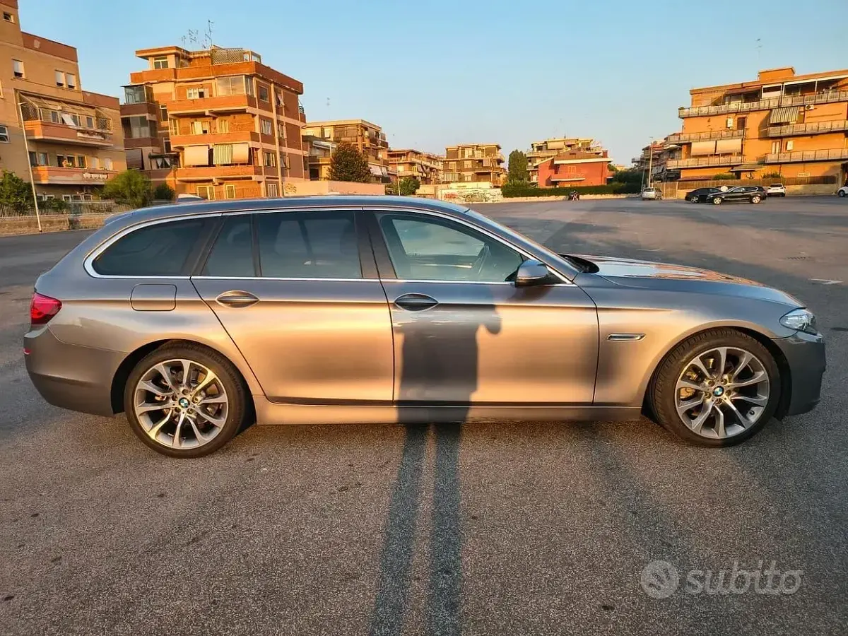 Usata BMW 520 190 CV (139 kW) 2017 Grigio Station wagon