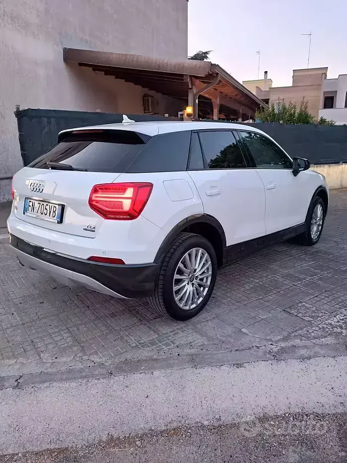 Usata Audi Q2 150 CV (110 kW) 2018 Bianco SUV