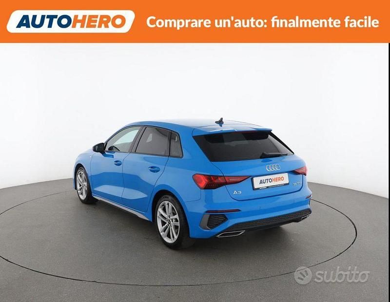 Usata Audi A3 S-Line 150 CV (110 kW) 2022 Blu Berlina