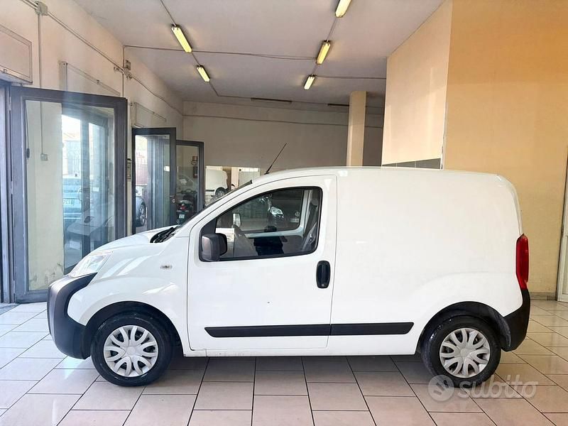 Usata Peugeot Bipper 67 CV (49 kW) 2008 Bianco Monovolume