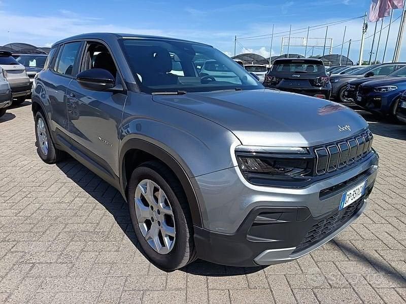 Usata Jeep Avenger Altitude 101 CV (74 kW) 2023 Argento SUV