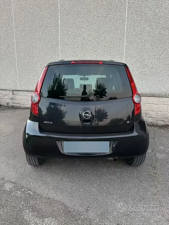 Usata Opel Agila 2008 Nero Utilitaria