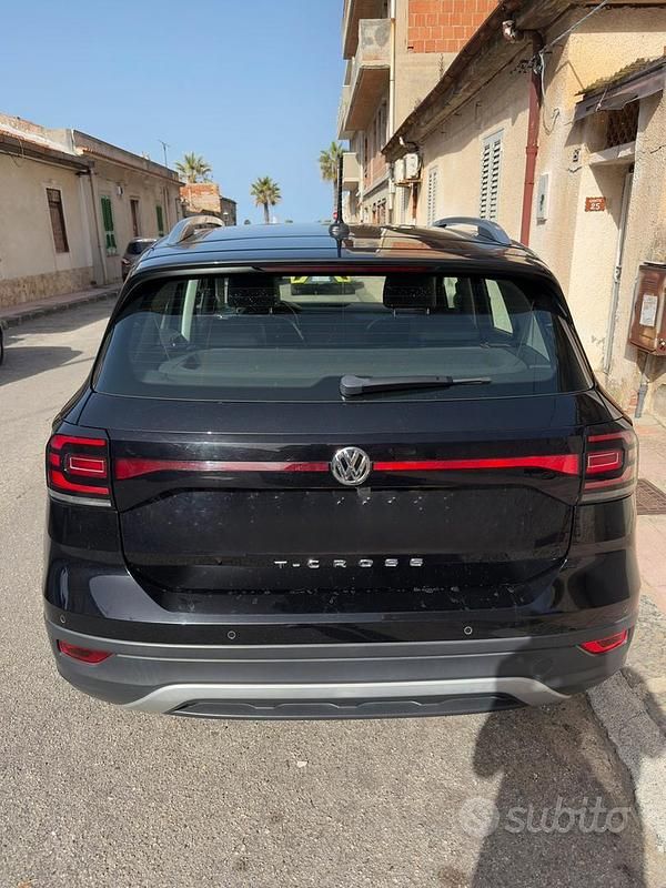 Usata VW T-Cross Advance 95 CV (69 kW) 2019 Nero SUV