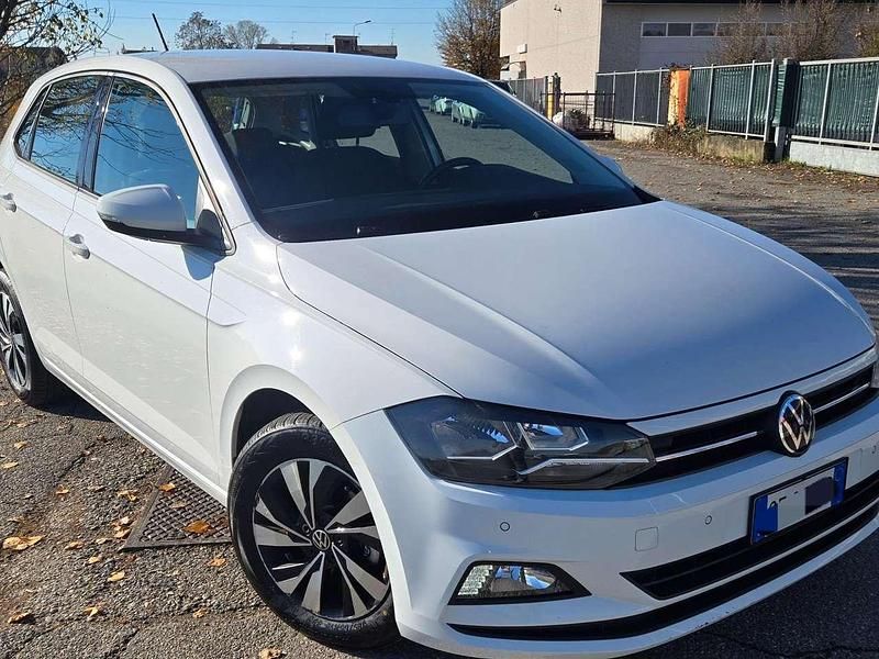 Bianco Usata 2021 VW Polo Comfortline Tre volumi | 10.900 € (Super prezzo) - Immagine 1/4