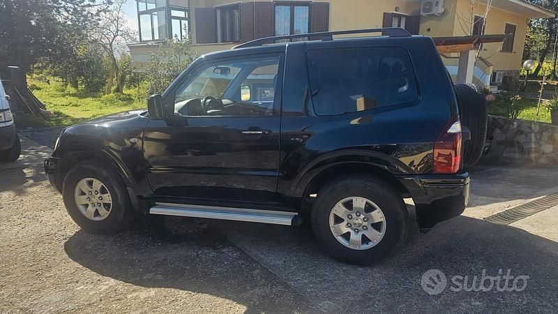 Usata Mitsubishi Pajero 2007 Nero SUV