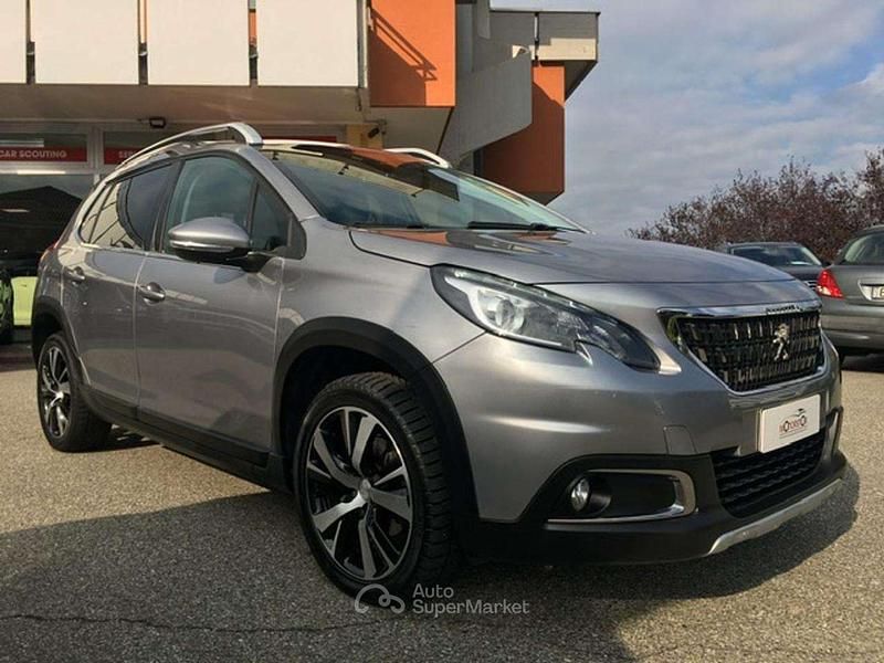 Usata Peugeot 2008 Allure 131 CV (96 kW) 2019 Argento SUV