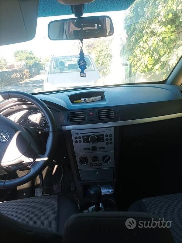 Usata Opel Meriva 90 CV (66 kW) 2005 Monovolume