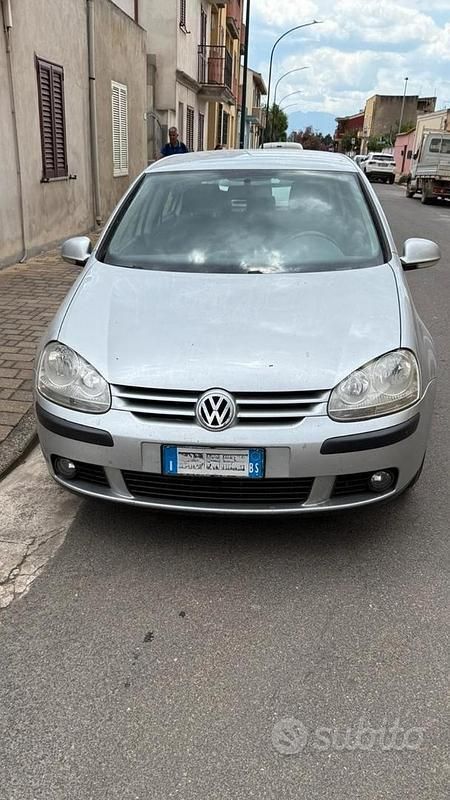 Usata 2006 VW Golf V Due volumi | 3500 € (Buon prezzo) - Immagine 1/2