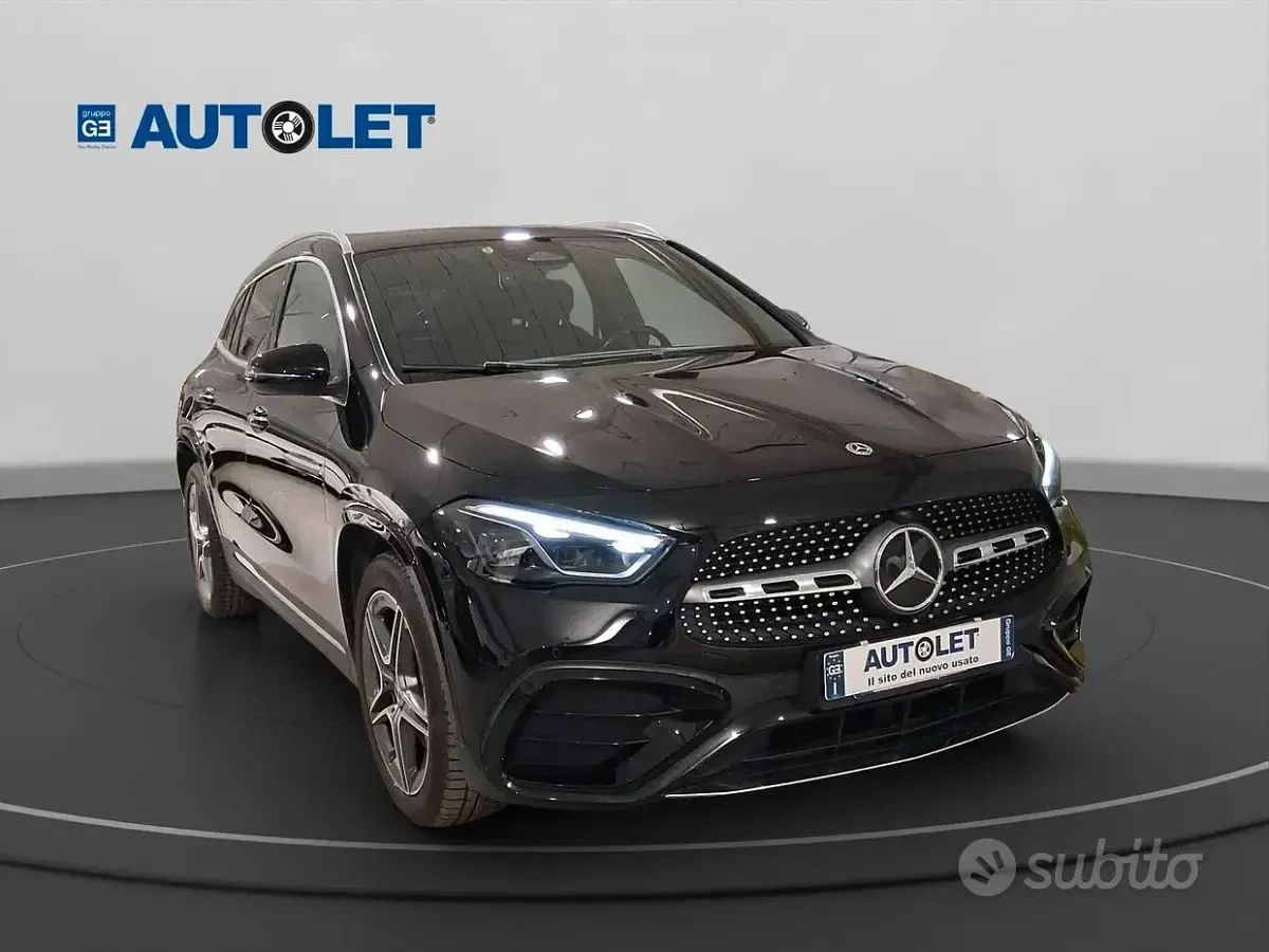 Usata Mercedes GLA200 AMG 190 CV (139 kW) 2023 Nero SUV