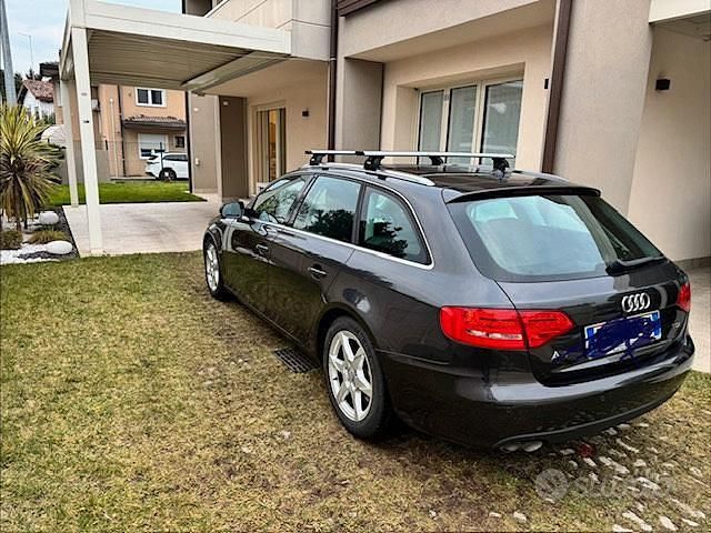 Usata Audi A4 Advanced Plus 143 CV (105 kW) 2012 Grigio Station wagon