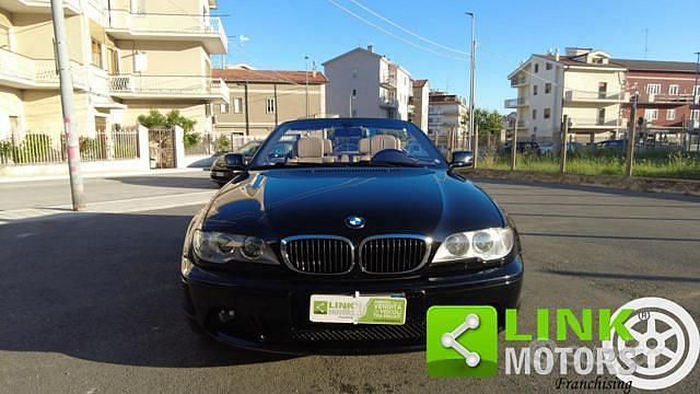 Usata BMW 318 Efficient Dynamics 143 CV (105 kW) 2003 Nero Cabrio