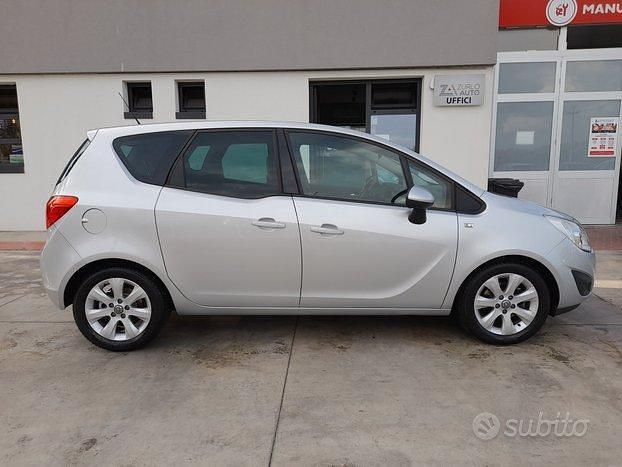 Usata Opel Meriva Cosmo 2013 Grigio Monovolume