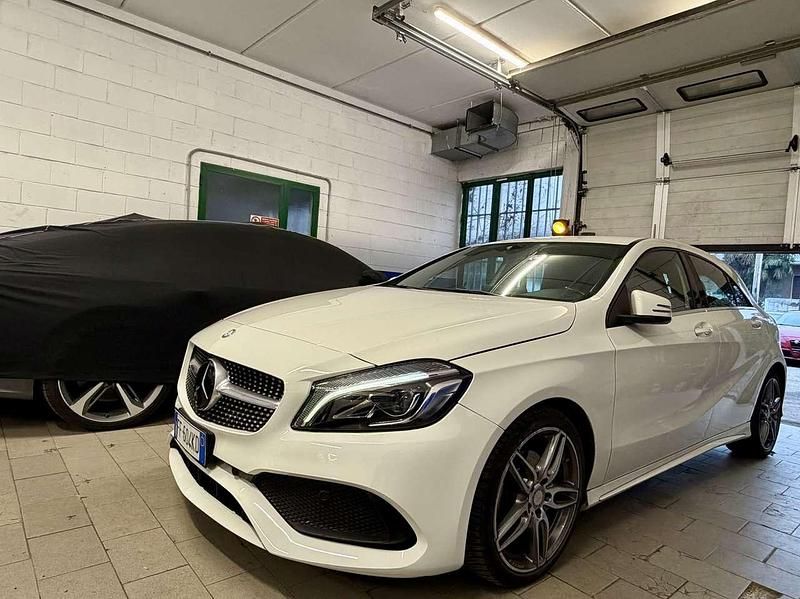 Usata Mercedes A160 Premium 102 CV (75 kW) 2016 Other Berlina