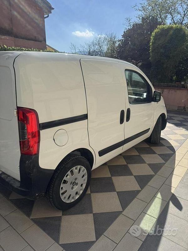 Usata Citroën Nemo SELECTION 75 CV (55 kW) 2015 Bianco Monovolume