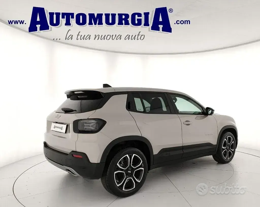 Usata Jeep Avenger Summit 101 CV (74 kW) 2025 Grigio SUV