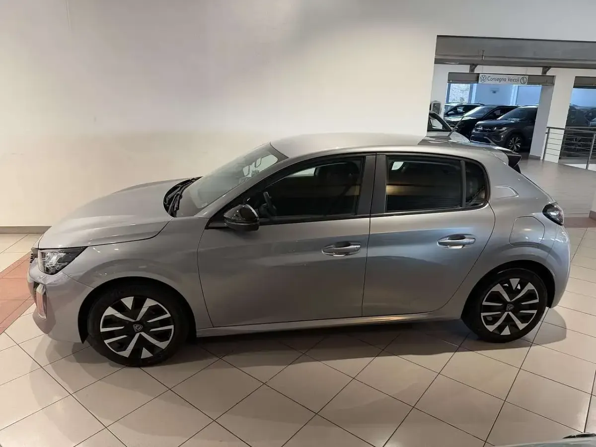 Usata Peugeot 208 Active 102 CV (75 kW) 2024 Other Utilitaria