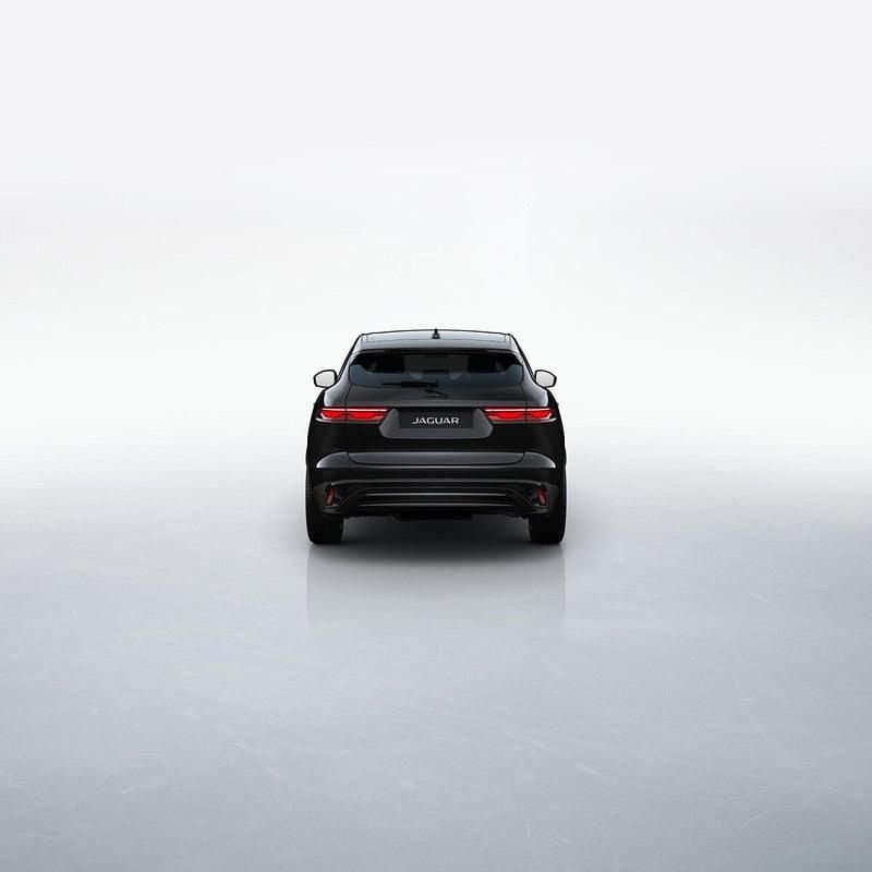 Usata Jaguar F-Pace R-Dynamic 163 CV (119 kW) 2023 Nero SUV
