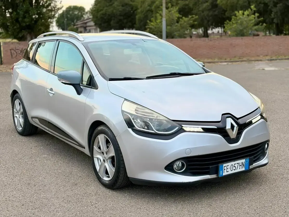 Usata Renault Clio 73 CV (53 kW) 2014 Argento Station wagon