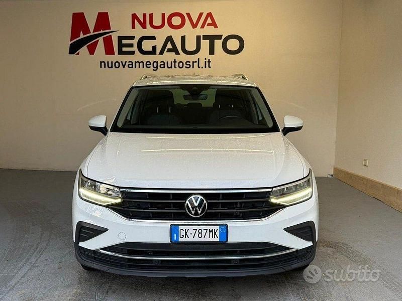 Usata VW Tiguan Life 150 CV (110 kW) 2022 Bianco SUV