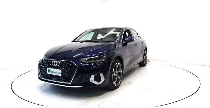 Usata Audi A3 Advanced 110 CV (80 kW) 2024 Blu scuro Berlina