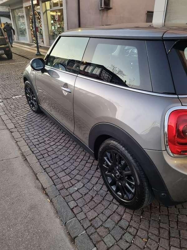 Usata 2020 Mini One D Due volumi | 14.000 € (Buon prezzo) - Immagine 1/4