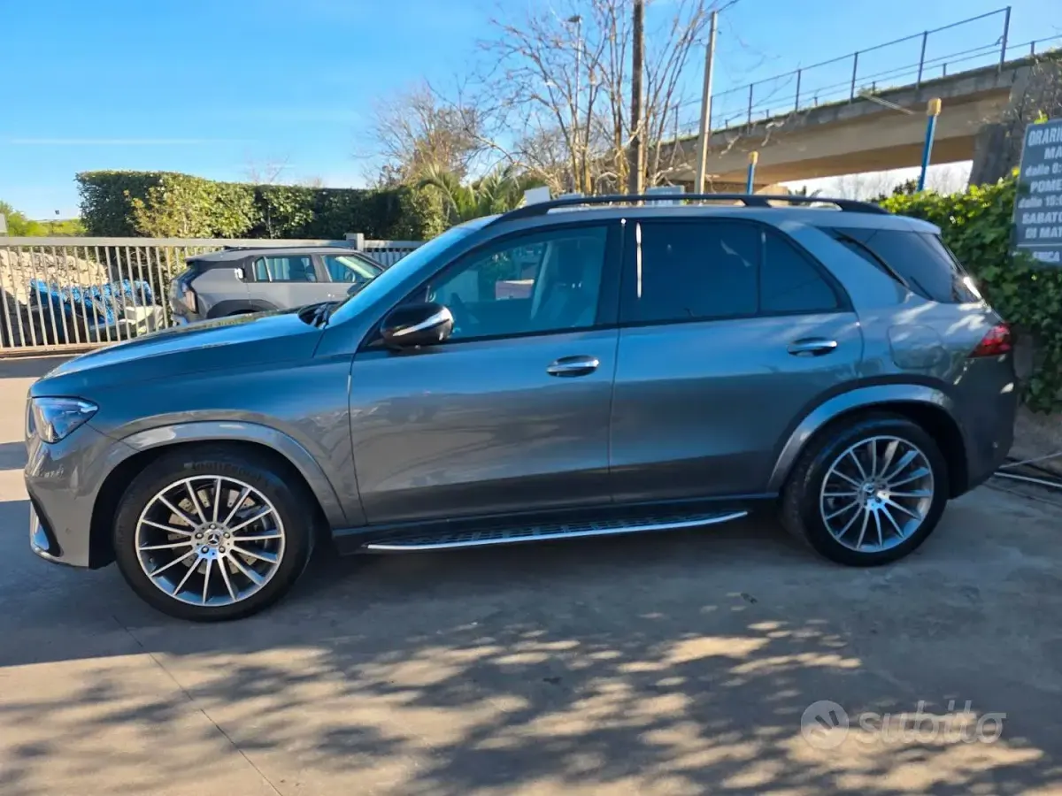 Usata Mercedes GLE350 de 197 CV (144 kW) 2023 Grigio SUV