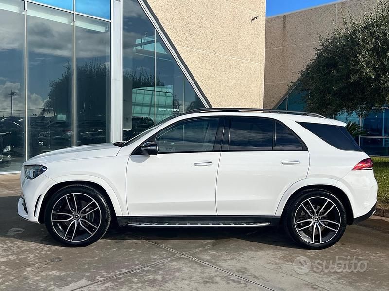 Usata Mercedes GLE400 Premium Plus 330 CV (242 kW) 2022 Bianco SUV
